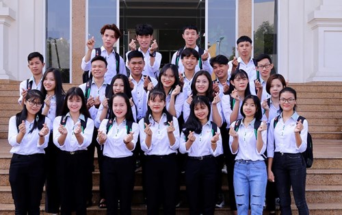 Thủ tục nhập học trực tuyến