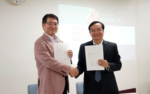 Chính sách tiếp nhận nhân lực điều dưỡng - mô hình Đại học Đông Á