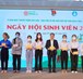 Đại học Đông Á: Trao 200 vé xe về Tết tặng sinh viên miền Trung